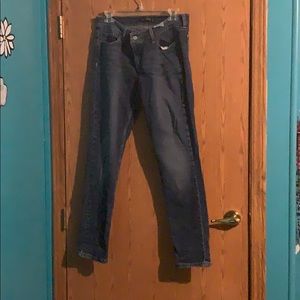 Levi 524 jeans